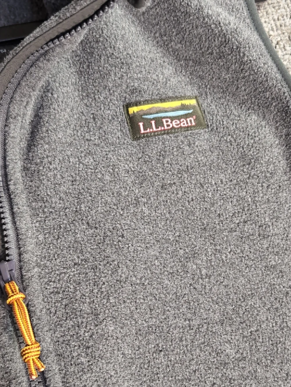 L.L. Bean Mountain Classic Fleece Vest Women's Size Large in Gray